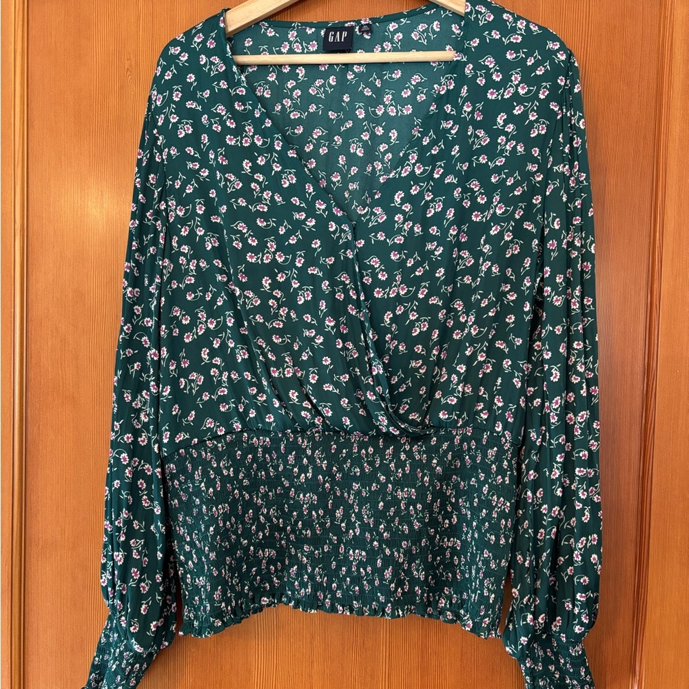 GAP Women's Green Floral Top